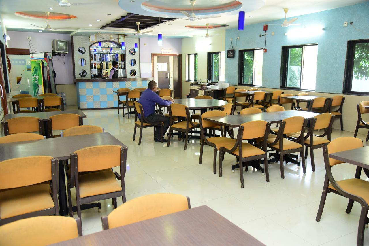 River Touch Resort Silvassa Luaran gambar