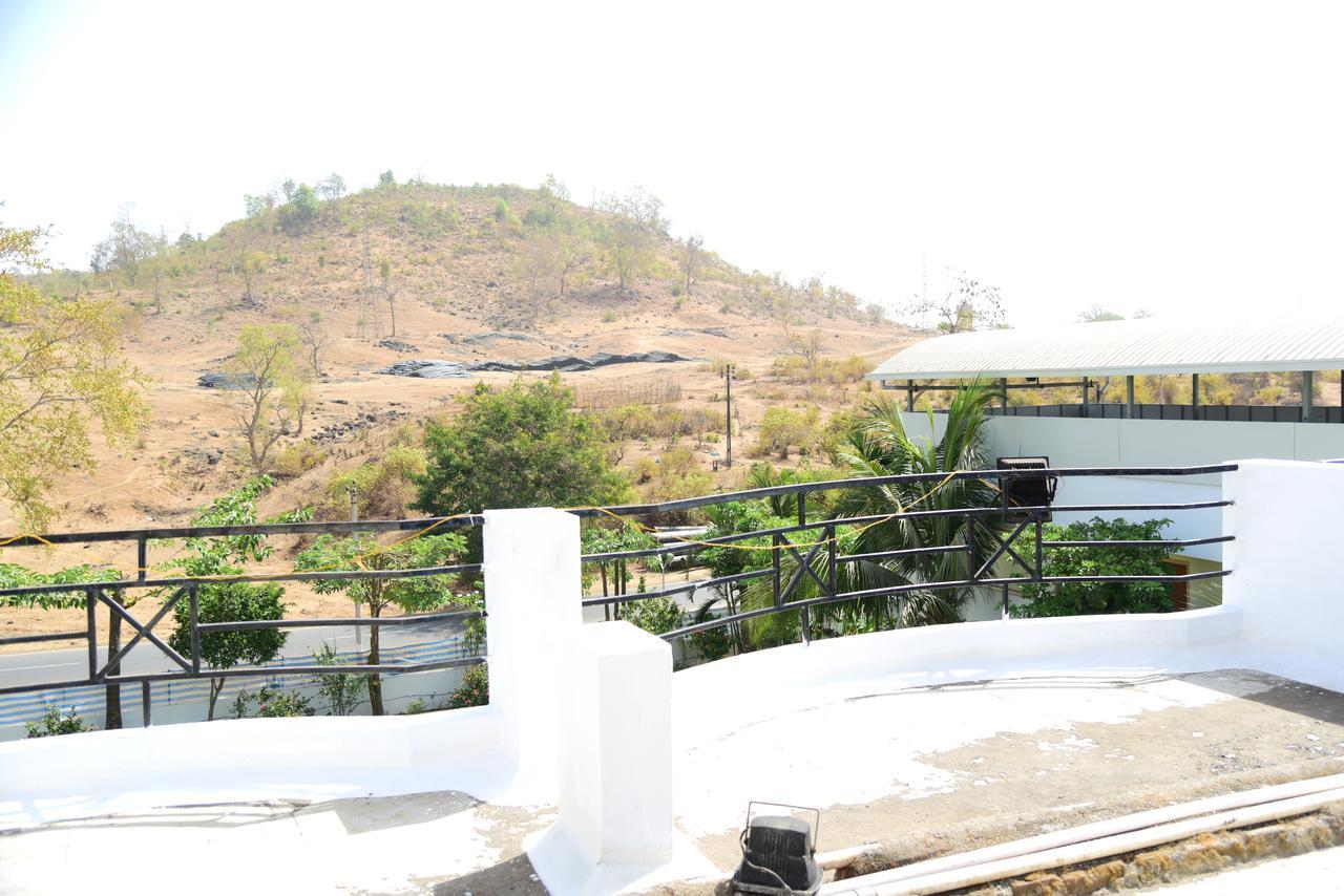 River Touch Resort Silvassa Luaran gambar