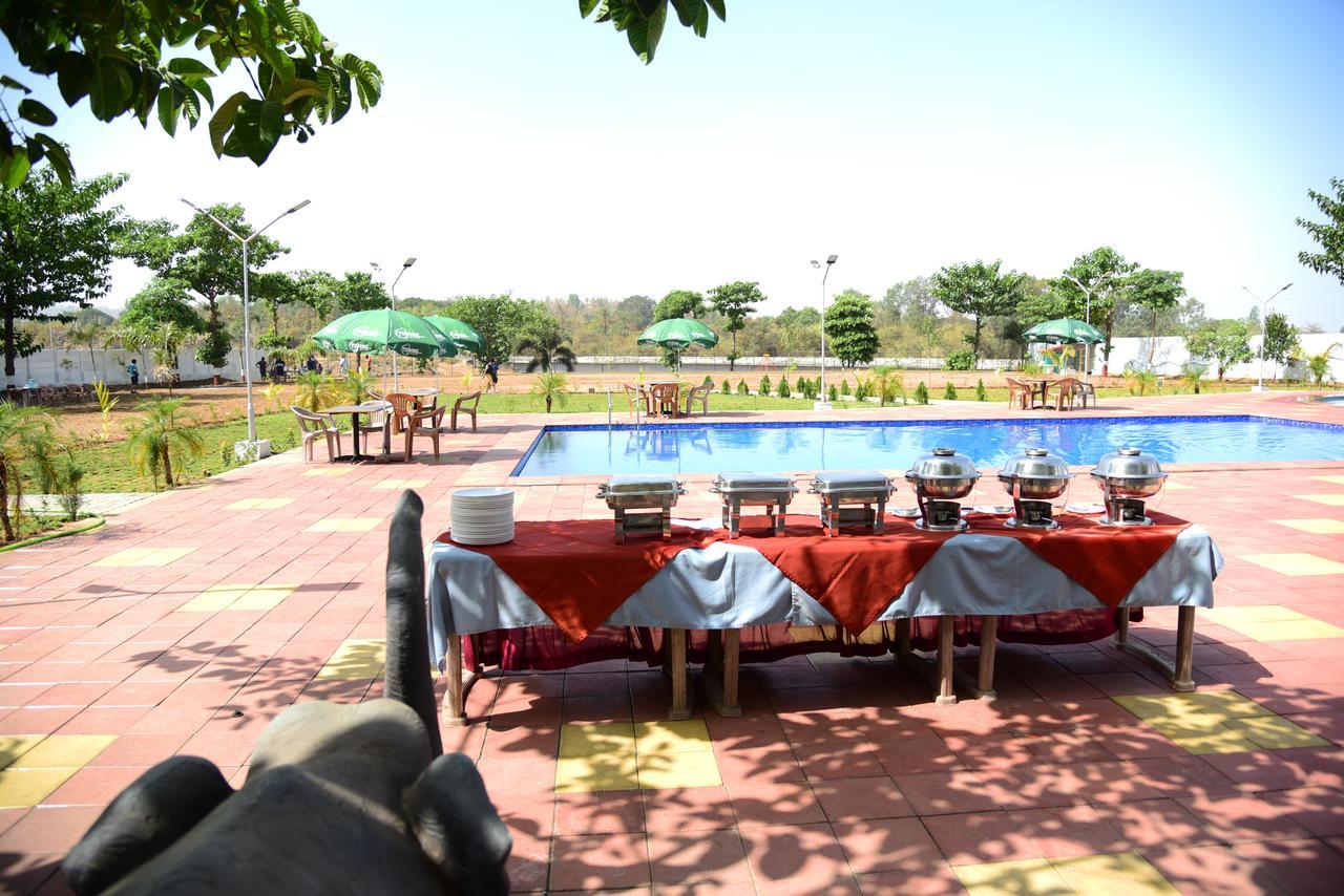 River Touch Resort Silvassa Luaran gambar