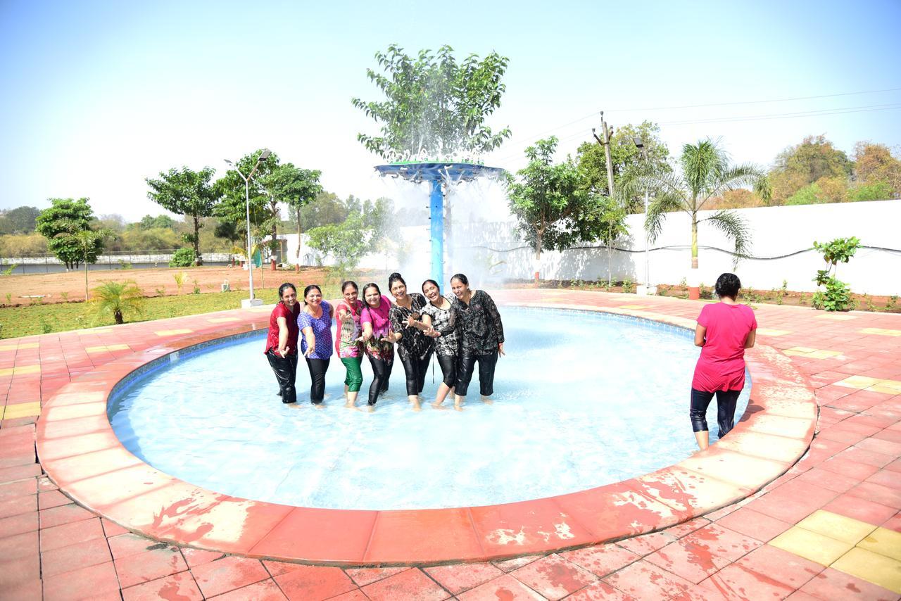 River Touch Resort Silvassa Luaran gambar