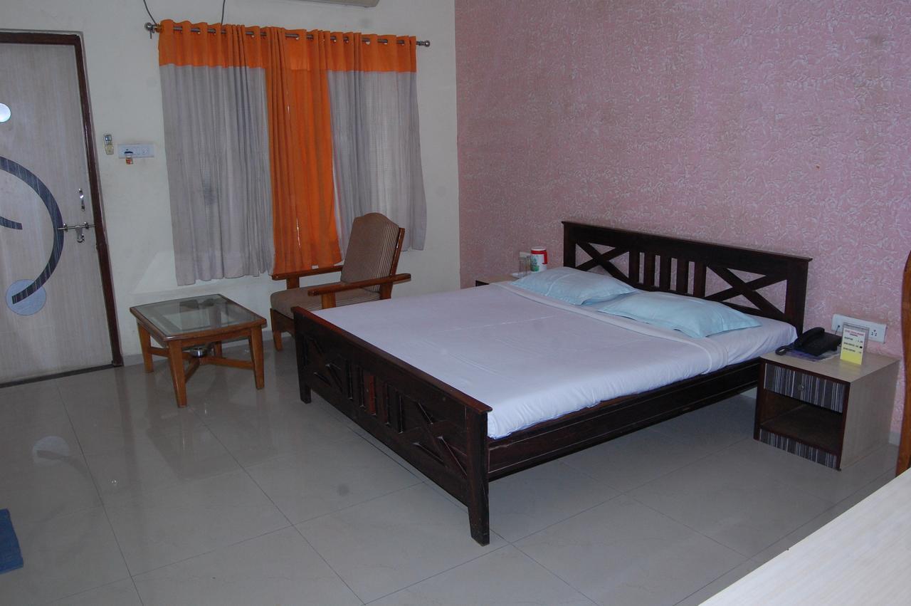 River Touch Resort Silvassa Luaran gambar